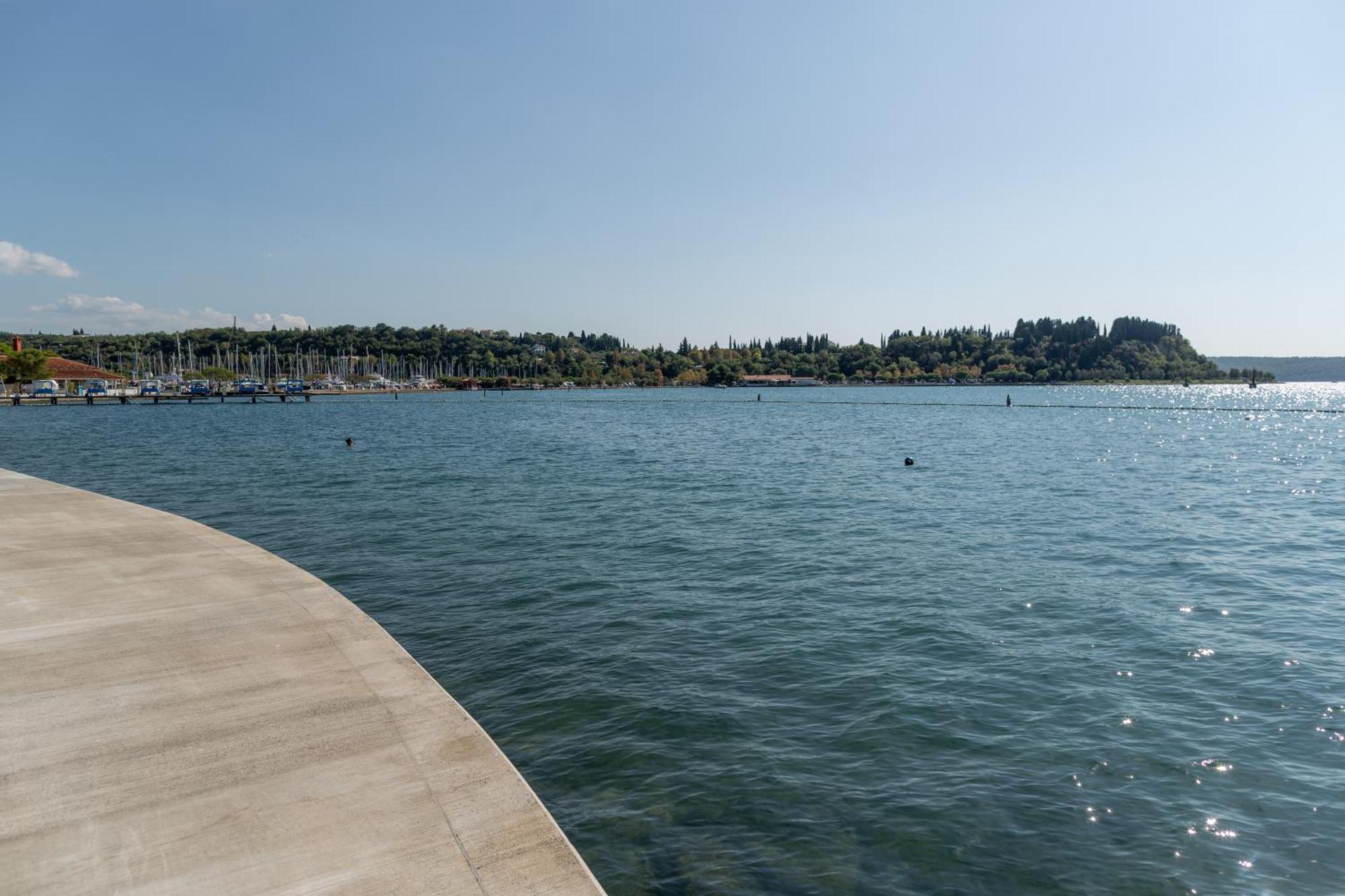 Floating Sea House Shark 3 Apartment Portoroz Exterior photo